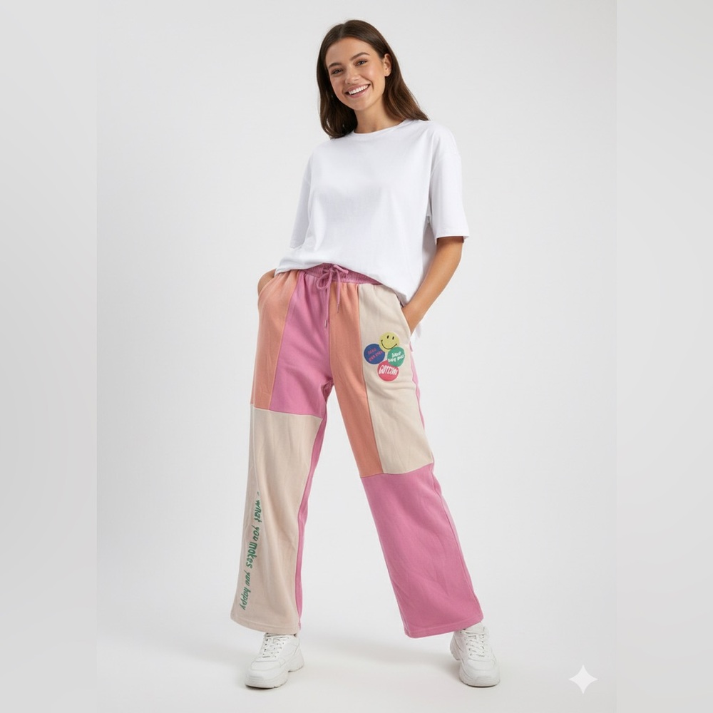 Easel Patchwork Sweatpants Size S Pastel Smiley Face Boho Joggers - Picture 3 of 9